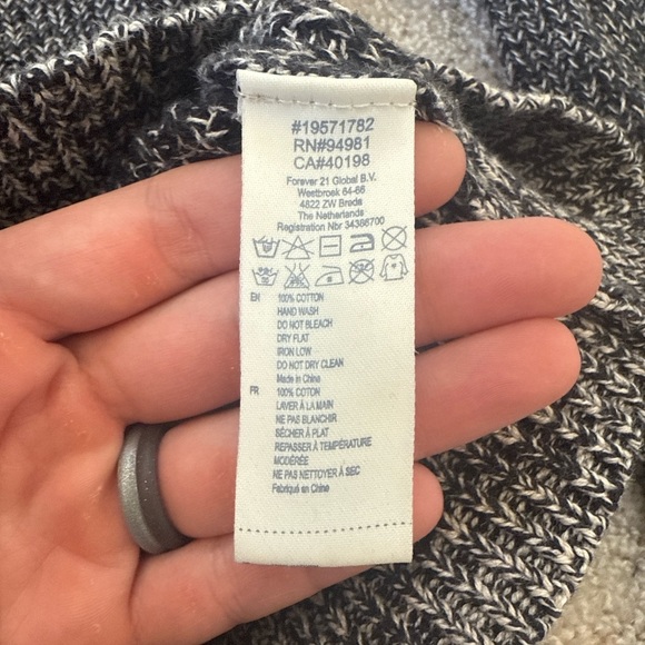 Forever 21 Black & White Marled Knit Cotton Sweater Women’s Small - Picture 7 of 8